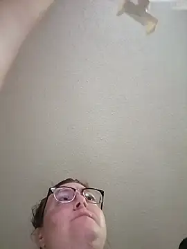 HTXBELLE online show from October 26, 3:35 am