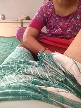 indian couple4 online show from May 6, 3:21 am