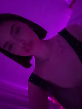 NaomiMulan online show from June 1, 9:49 pm