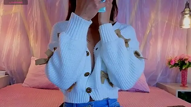 EmmyCortez online show from March 16, 11:47 am