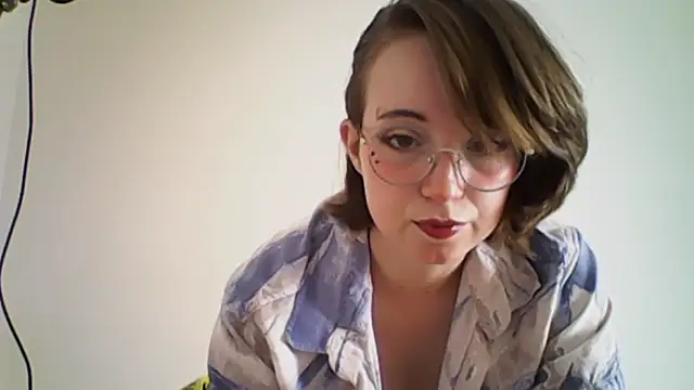 Elise Nyx online show from November 5, 11:59 am