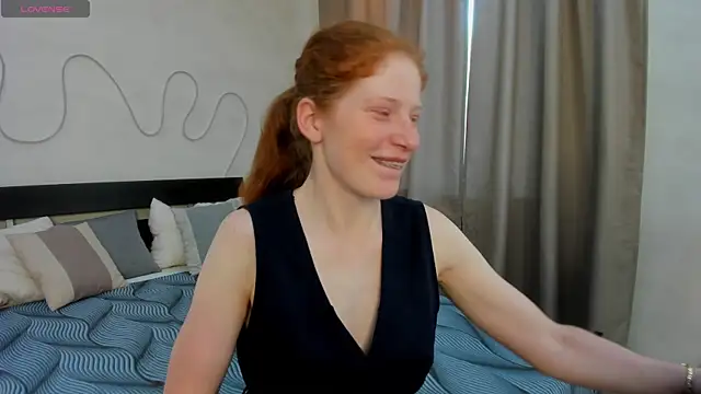 Sandra Wi1son online show from June 8, 1:39 am