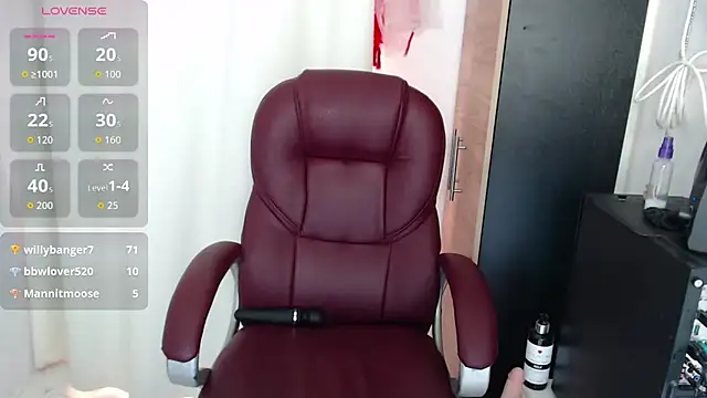 Mature 2025 online show from August 2, 4:21 pm