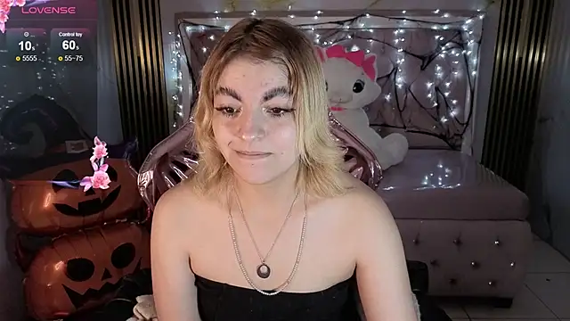 lili conor s online show from October 24, 3:57 am