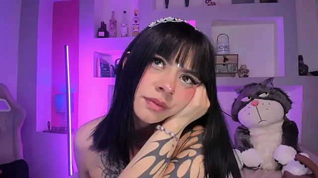 Selene bennet online show from June 20, 9:35 am