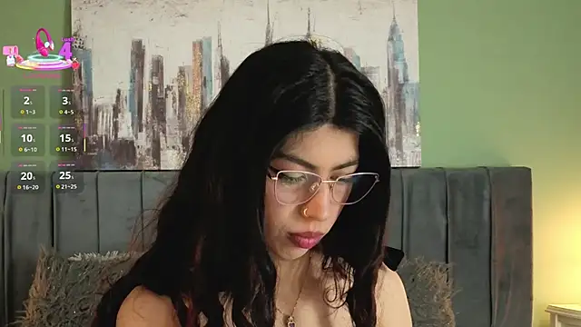 Cassie bloom online show from May 5, 3:31 am