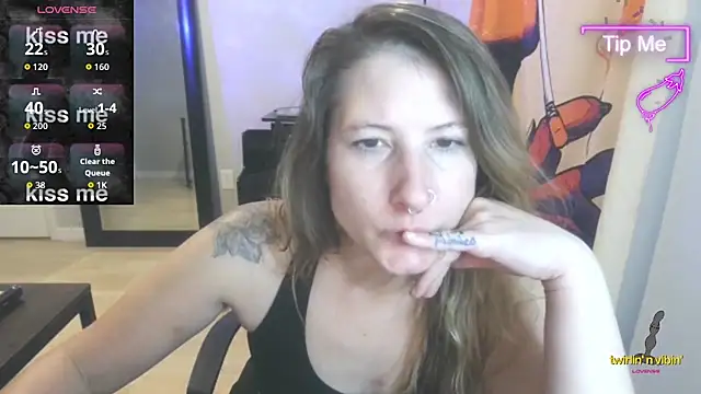 Snapshot of M3TAA chatting on September 12, 6:03 am M3TAA online show from September 12, 6:03 am