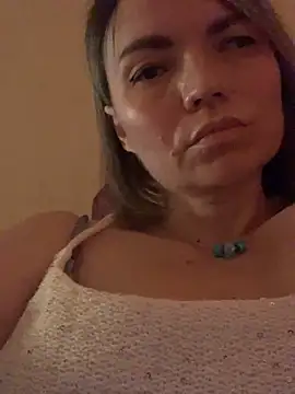 Snapshot of Ella_Pearlie chatting on September 28, 8:58 pm Ella Pearlie online show from September 28, 8:58 pm