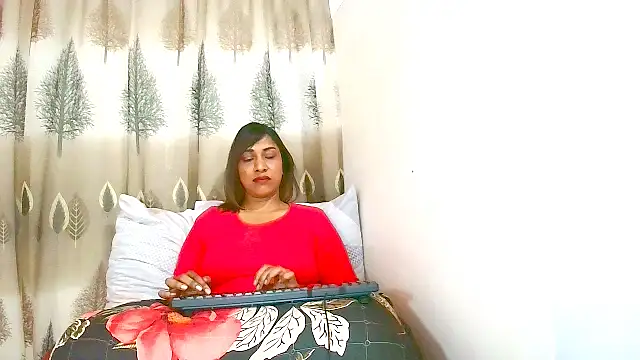 Indian Erotic69 online show from July 7, 6:47 am
