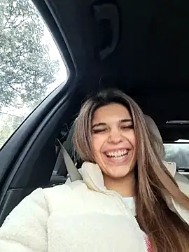 Snapshot of Bella_Posh chatting on October 11, 6:51 am Bella Posh online show from October 11, 6:51 am