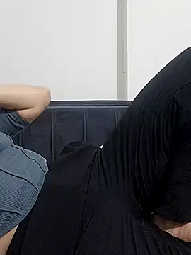 BUSE8821 online show from June 11, 11:12 pm