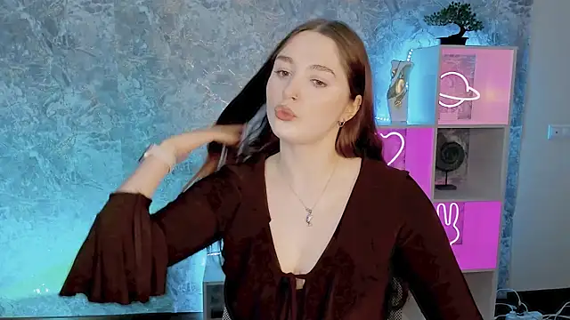 hazel sullivan online show from July 31, 9:32 am