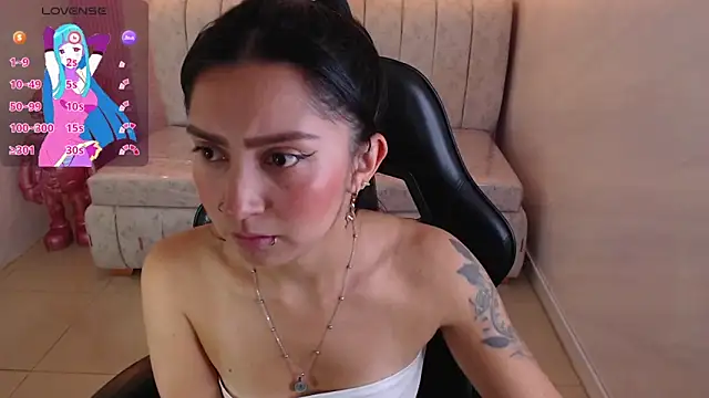 madhison klain s online show from November 5, 8:25 pm