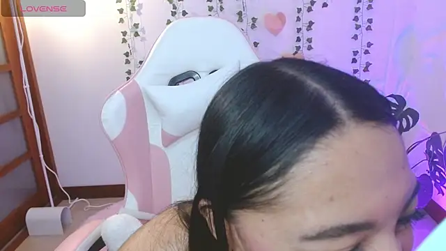 hellokitty  valery online show from June 13, 3:37 am
