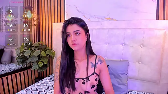 Madyson18 online show from March 18, 11:59 am