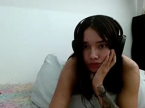 Snapshot of _luna_777 chatting on October 15, 3:25 pm luna 777 online show from October 15, 3:25 pm