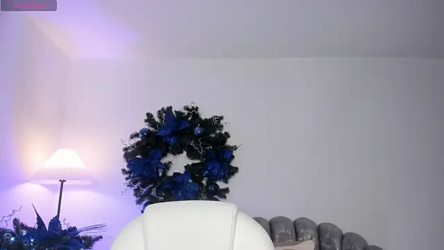 Ivyy Moon  online show from December 17, 4:05 am