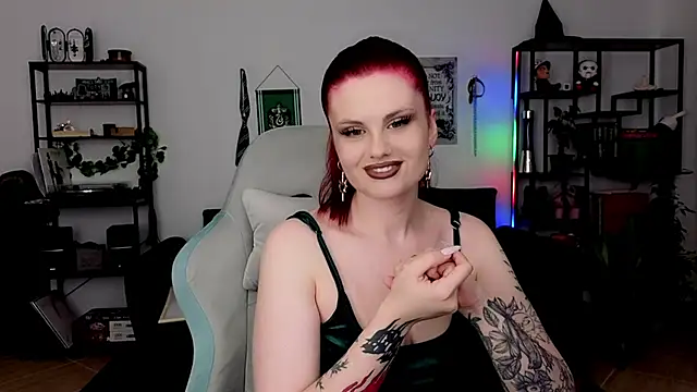 Della Ideal online show from July 28, 5:13 pm