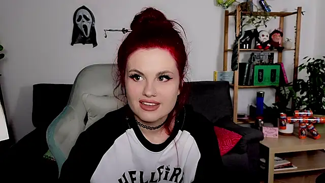 Della Ideal online show from November 17, 3:57 pm