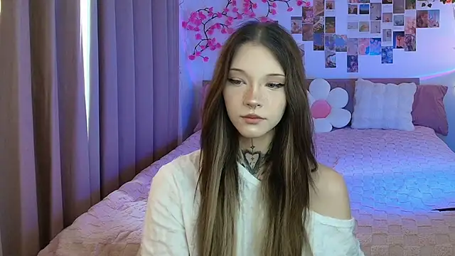 mefwhore online show from April 15, 6:58 am