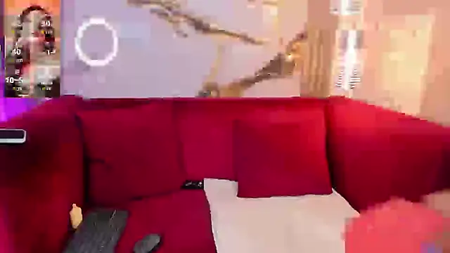 Snapshot of Bella_williamss_ chatting on September 13, 8:17 pm Bella williamss online show from September 13, 8:17 pm