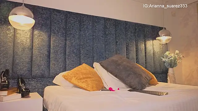 Ariannaa Suarez1 online show from November 10, 7:31 pm