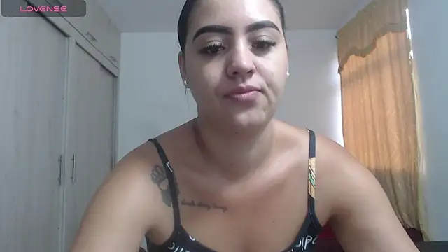 Snapshot of Anthonela_Queen chatting on October 6, 12:22 pm Anthonela Queen online show from October 6, 12:22 pm