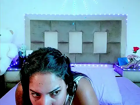 indiantopaz694u online show from July 20, 11:45 am