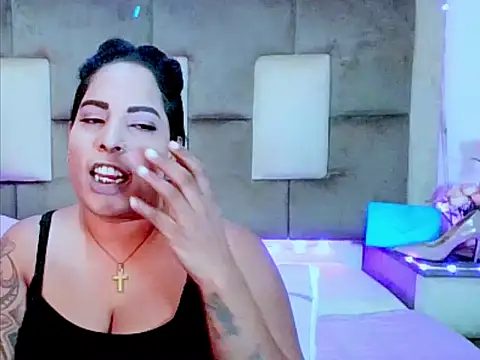 indiantopaz694u online show from July 8, 7:32 am