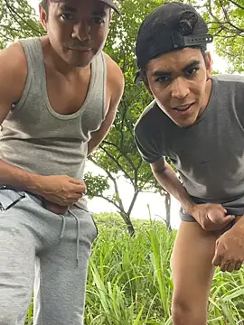 Snapshot of twinks_28 chatting on September 21, 5:33 pm twinks 28 online show from September 21, 5:33 pm