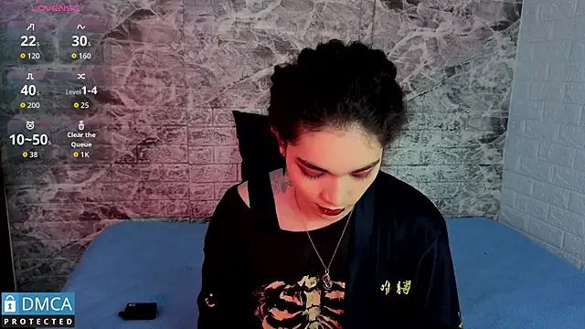 MaeveKuro online show from December 15, 3:23 am