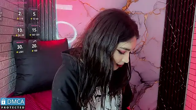 MaeveKuro online show from June 17, 3:19 am