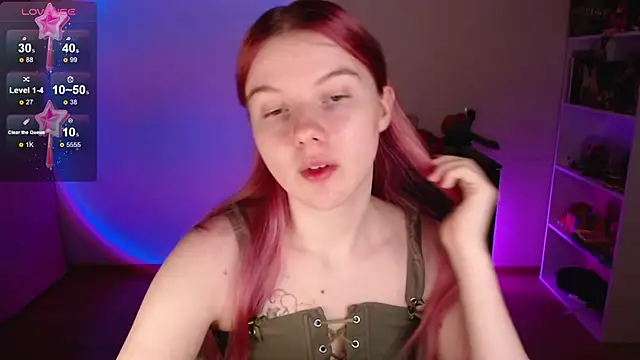 Strawberry juli online show from November 13, 1:21 pm