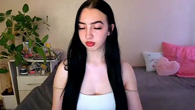 WildKittenX  online show from June 23, 3:59 am