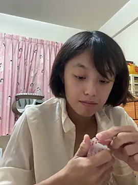 ladypaggy online show from October 12, 3:25 pm