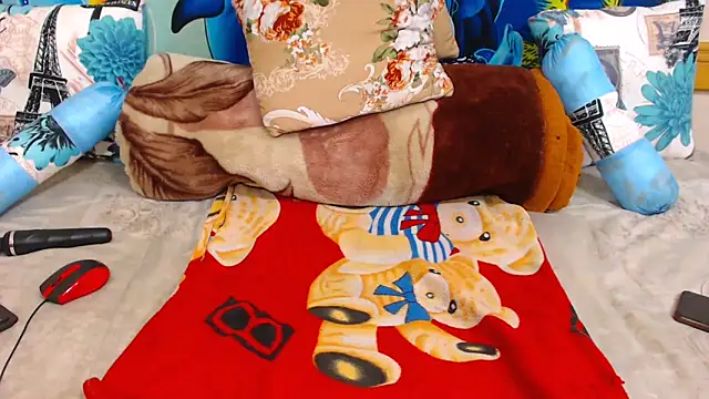 ChocolateClit online show from October 28, 8:25 pm