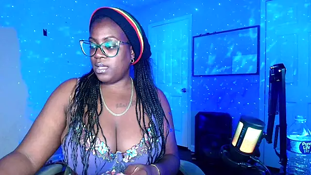 lovelyenigma365 online show from May 8, 4:05 am