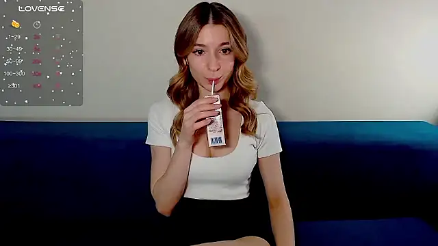 MilaTima online show from March 8, 6:01 pm