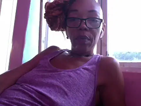 Ladyzee25 online show from June 20, 7:17 pm
