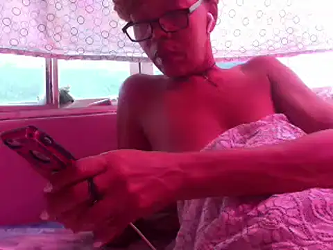 Ladyzee25 online show from June 7, 11:39 am