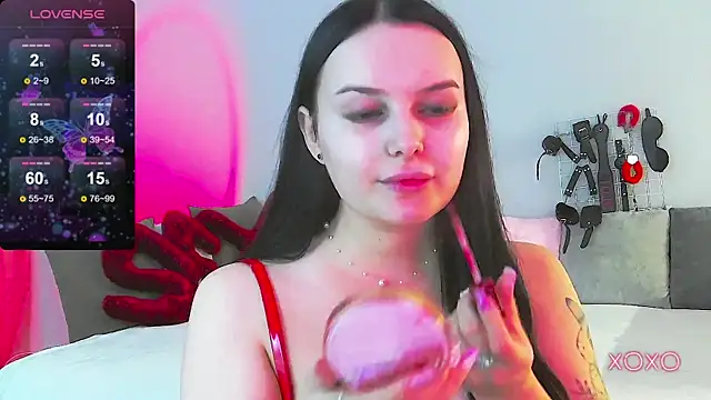 Miss Vic online show from April 25, 6:49 pm
