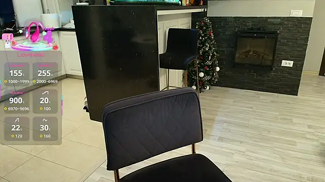 Layla- online show from January 9, 8:13 pm