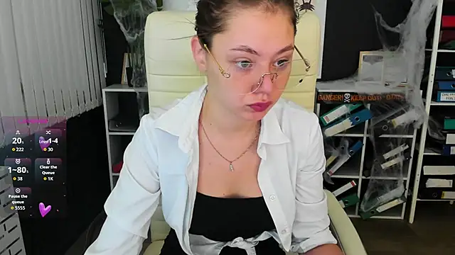 meow mellie online show from November 2, 5:33 am