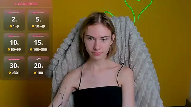 Fiona Night online show from December 16, 12:22 pm