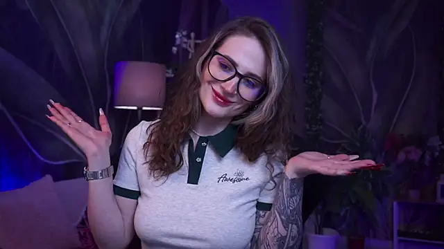 OliviaMcClean online show from February 3, 6:40 am