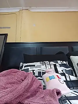 JuicyMilkyTizzy online show from June 26, 7:31 am