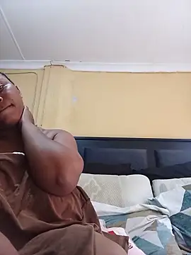 JuicyMilkyTizzy online show from May 25, 11:09 am