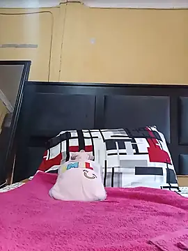 JuicyMilkyTizzy online show from June 11, 7:27 am