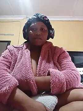 JuicyMilkyTizzy online show from June 17, 7:53 am
