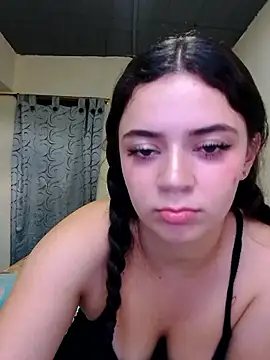 Hanna Davar online show from November 7, 6:46 pm